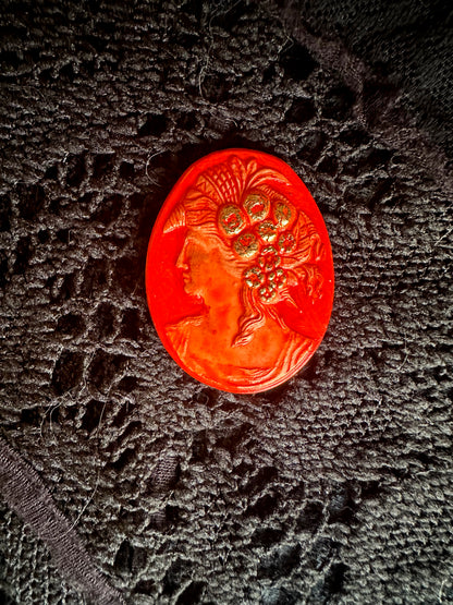 Cameo Magnets