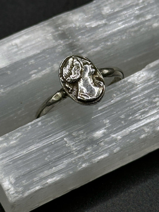 Classical Cameo Ring